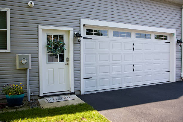 24/7 Emergency Garage Door Panel Replacement experts in Hampton, GA